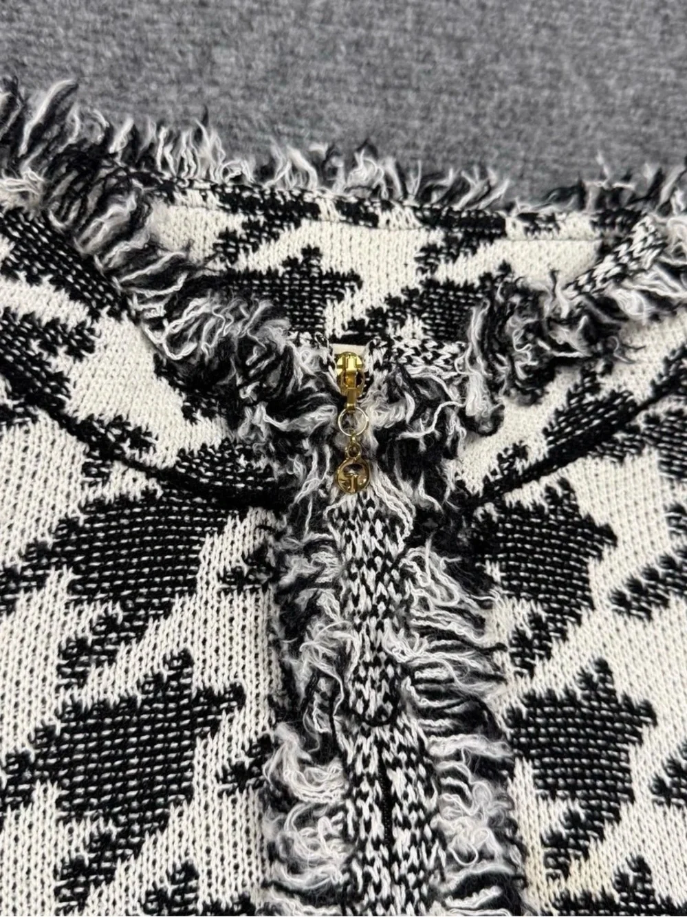 St. John Sport cardigan Size L